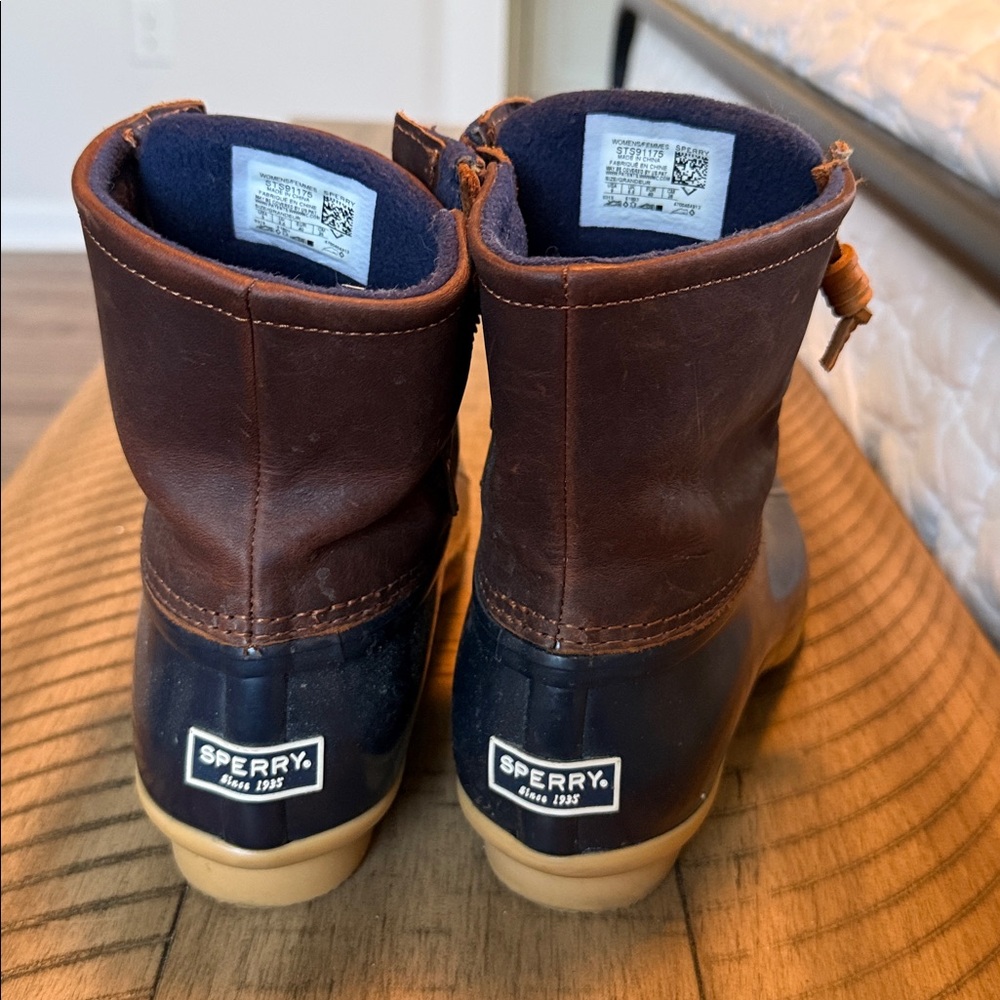 Sperry Saltwater Duck Boots – Navy & Brown Leather | Women’s Size 9 - Picture 2 of 6